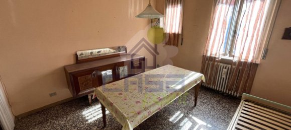 2-salle Appartement à Cremona, Italy No. 269486 2