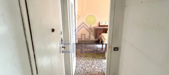 2-salle Appartement à Cremona, Italy No. 269486 14