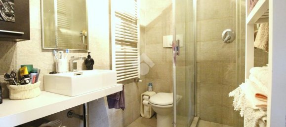 3 rooms Apartment in Caronno Pertusella, Italy No. 183238 5