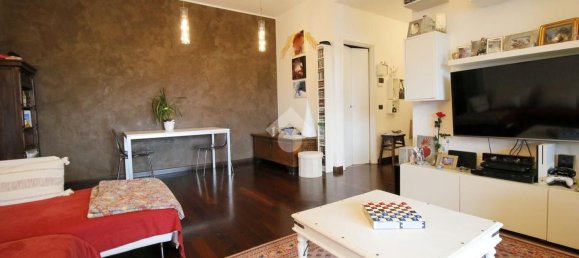 3 rooms Apartment in Caronno Pertusella, Italy No. 183238 16