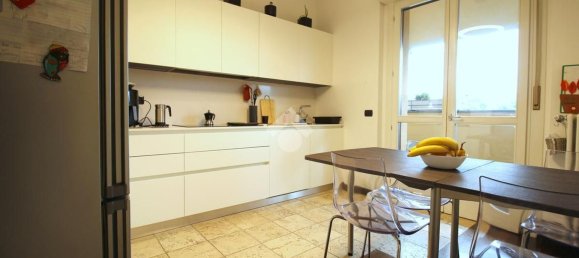 3 rooms Apartment in Caronno Pertusella, Italy No. 183238 19
