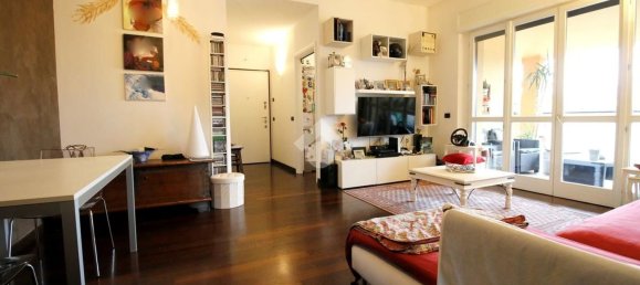 3 rooms Apartment in Caronno Pertusella, Italy No. 183238 13