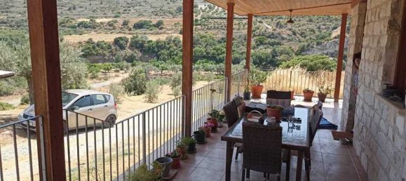 4 bedrooms House in Skarinou, Cyprus No. 7666 13