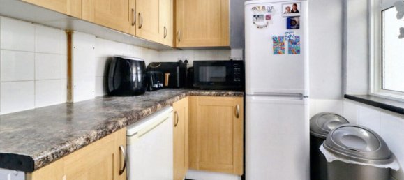 3 bedrooms House in Dartford, United Kingdom No. 4919 8