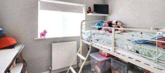 3 bedrooms House in Dartford, United Kingdom No. 4919 11