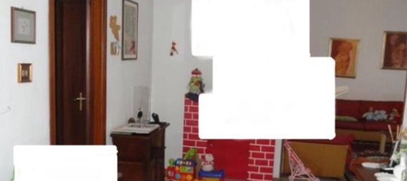 4 Schlafzimmer Wohnung in Trecate, Italy, Nr. 174383 16