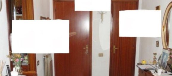 4 Schlafzimmer Wohnung in Trecate, Italy, Nr. 174383 10