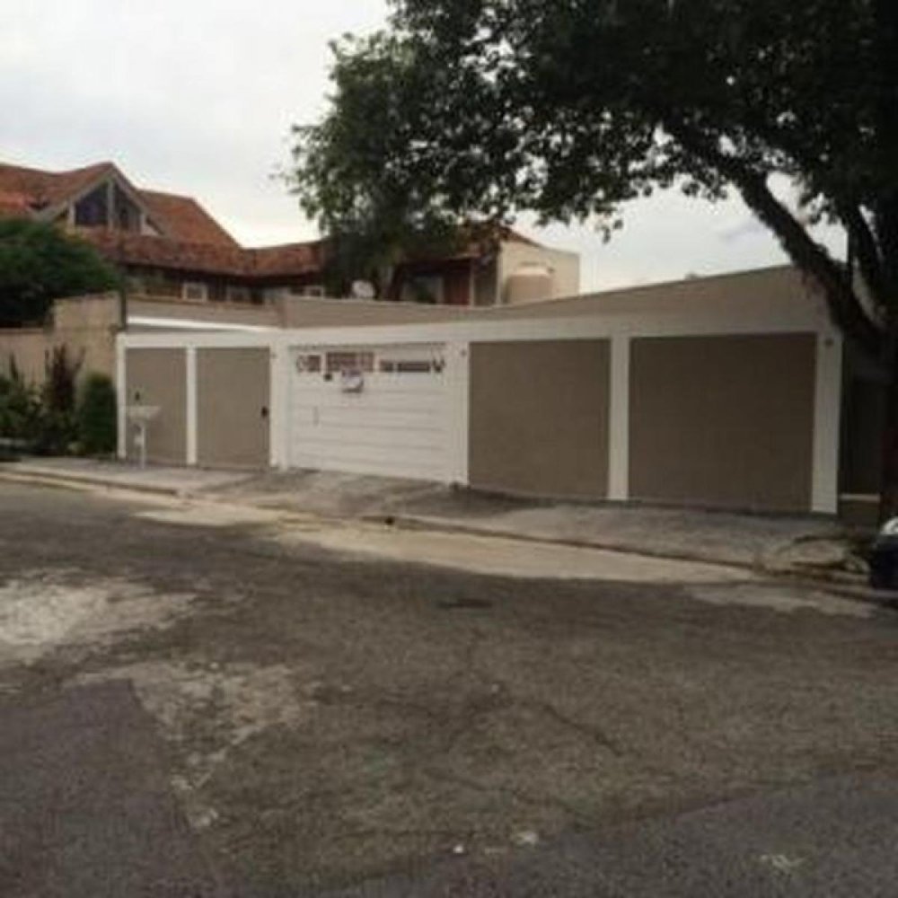 Дом с 3 спальнями в Сан-Паулу, Бразилия № 512890