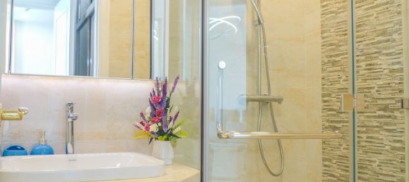 2 rooms Office in District 1, Vietnam No. 17760 21