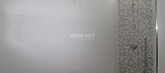 Apartamento de 2 dormitorios en Marsaskala, Malta No. 8090 14