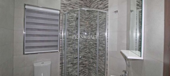 Apartamento de 2 dormitorios en Marsaskala, Malta No. 8090 16