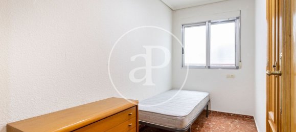 3 bedrooms Apartment in Valencia, Spain No. 148968 15