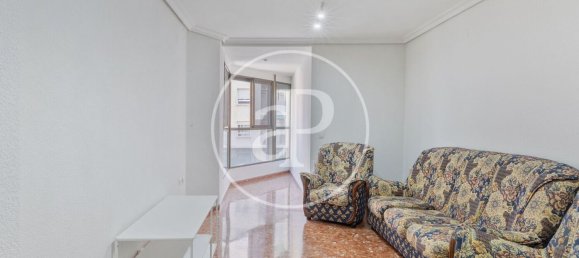 3 bedrooms Apartment in Valencia, Spain No. 148968 2