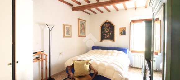 Casa de 8 habitaciónes en Capraia e Limite, Italy No. 148681 2