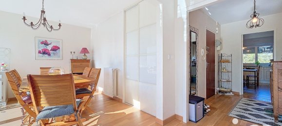 Квартира с 3 спальнями в Бурж, Франция № 153595 5