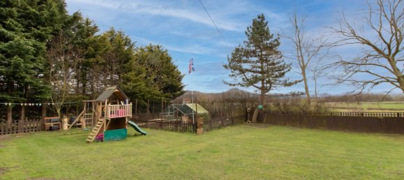  House in Guisborough, United Kingdom No. 1934 83