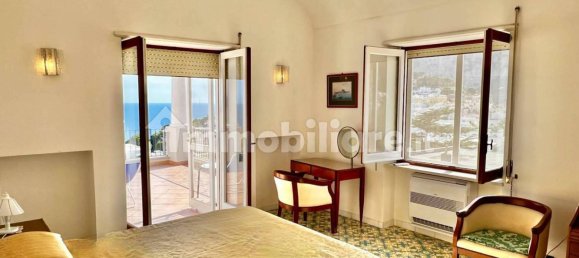 3 bedrooms Apartment in Capri, Italy No. 357618 10