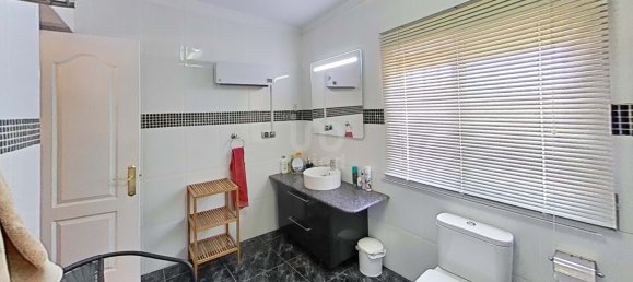 Дом с 4 спальнями в Ла Фойя, Испания № 179591 15