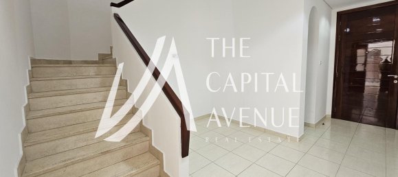 Villa de 4 dormitorios en Abu Dhabi Gate City, UAE No. 33505 20