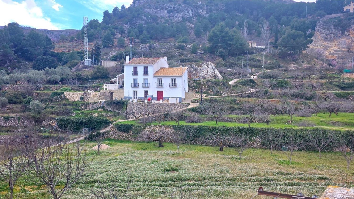 7 chambres house à vendre à Guadalest, Alicante, Valencian Community, Spain № 366106