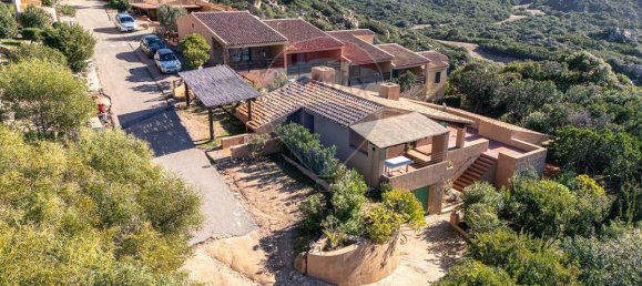 4 Schlafzimmer Villa in Trinità d'Agultu e Vignola, Italy, Nr. 222312 5