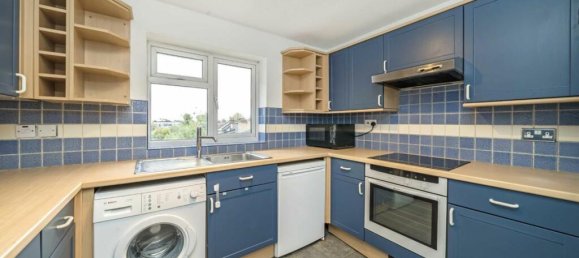 2 bedrooms Apartment in Ealing, United Kingdom No. 5793 3