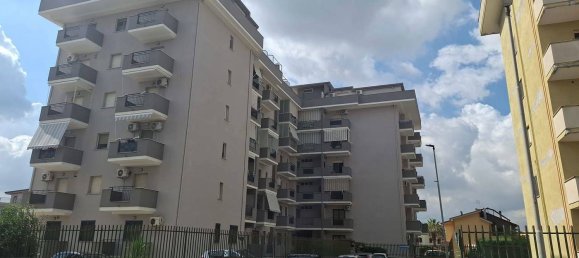 3 rooms Apartment in Santa Maria Capua Vetere, Italy No. 282835 2