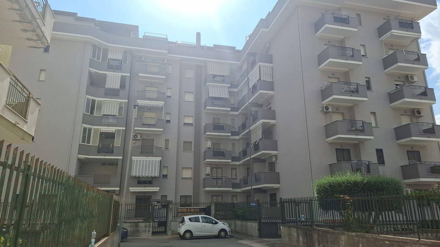 3 rooms Apartment in Santa Maria Capua Vetere, Italy No. 282835