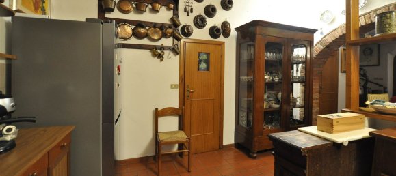 6 rooms House in Montepulciano, Italy No. 225100 6