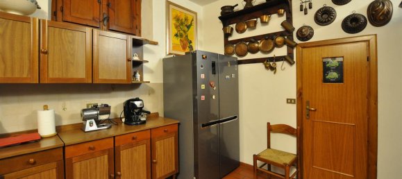 6 rooms House in Montepulciano, Italy No. 225100 5