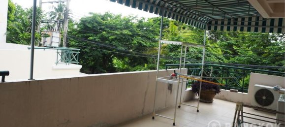 2 bedrooms Condo in Bangkok, Thailand No. 2063 23