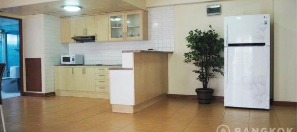 2 bedrooms Condo in Bangkok, Thailand No. 2063 3
