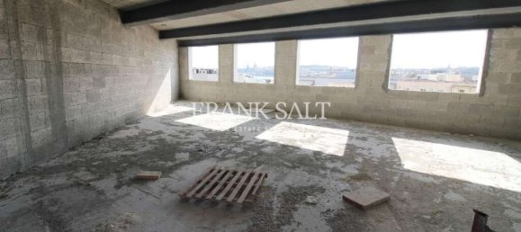 Oficina en Ta' Xbiex, Malta 180 m² No. 12018 7