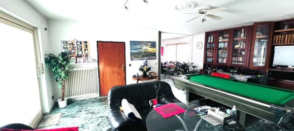 4 Schlafzimmer Bungalow in München, Germany, Nr. 371880 3