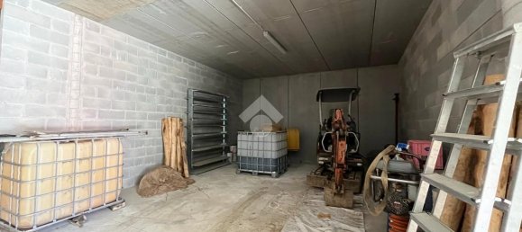 1-Zimmer Garage in Gignod, Italy, Nr. 108080 7