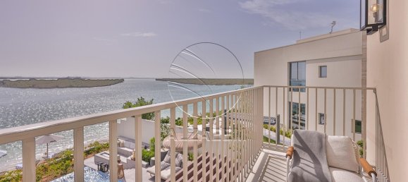 4 Schlafzimmer Villa in Abu Dhabi, UAE, Nr. 29306 3