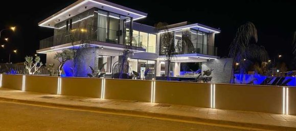 5 bedrooms House in Pernera, Cyprus No. 7522 11