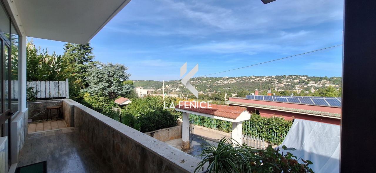 4-salle Villa à Fasano, Italy No. 132269