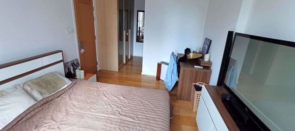 Apartamento com 1 quarto em condomínio em Watthana, Thailand N.º 9609 4