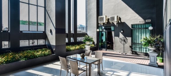 3 bedrooms Condo in Bangkok, Thailand No. 12800 12