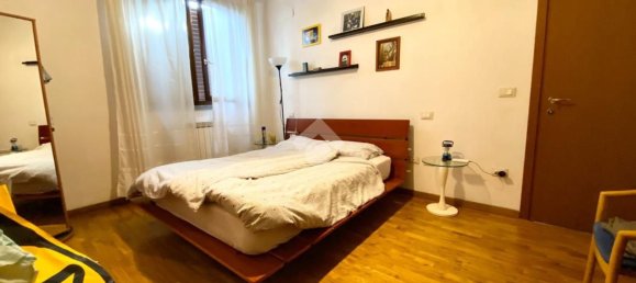 Квартира с 4 комнатами в Куаррата, Италия № 289359 7