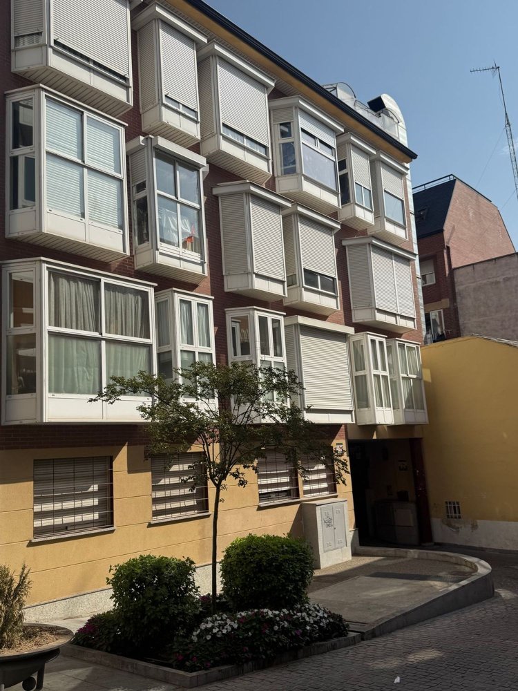 3 bedrooms Duplex in Las Rozas de Madrid, Spain No. 254830