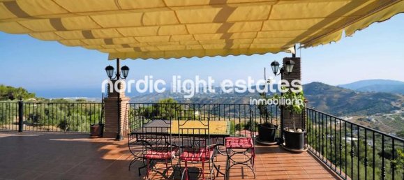 Villa de 7 dormitorios en Frigiliana, Spain No. 106594 9