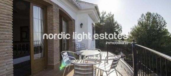 Villa de 7 dormitorios en Frigiliana, Spain No. 106594 13