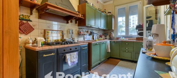 3 bedrooms Apartment in Salerno, Italy No. 308468 4