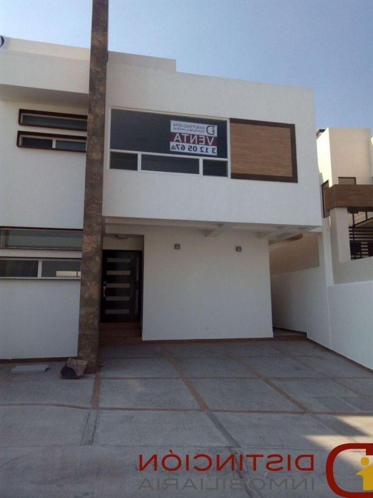 Casa de 3 dormitorios en Querétaro, Mexico No. 188920