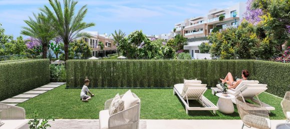 3 bedrooms Penthouse in Estepona, Spain No. 3048 4