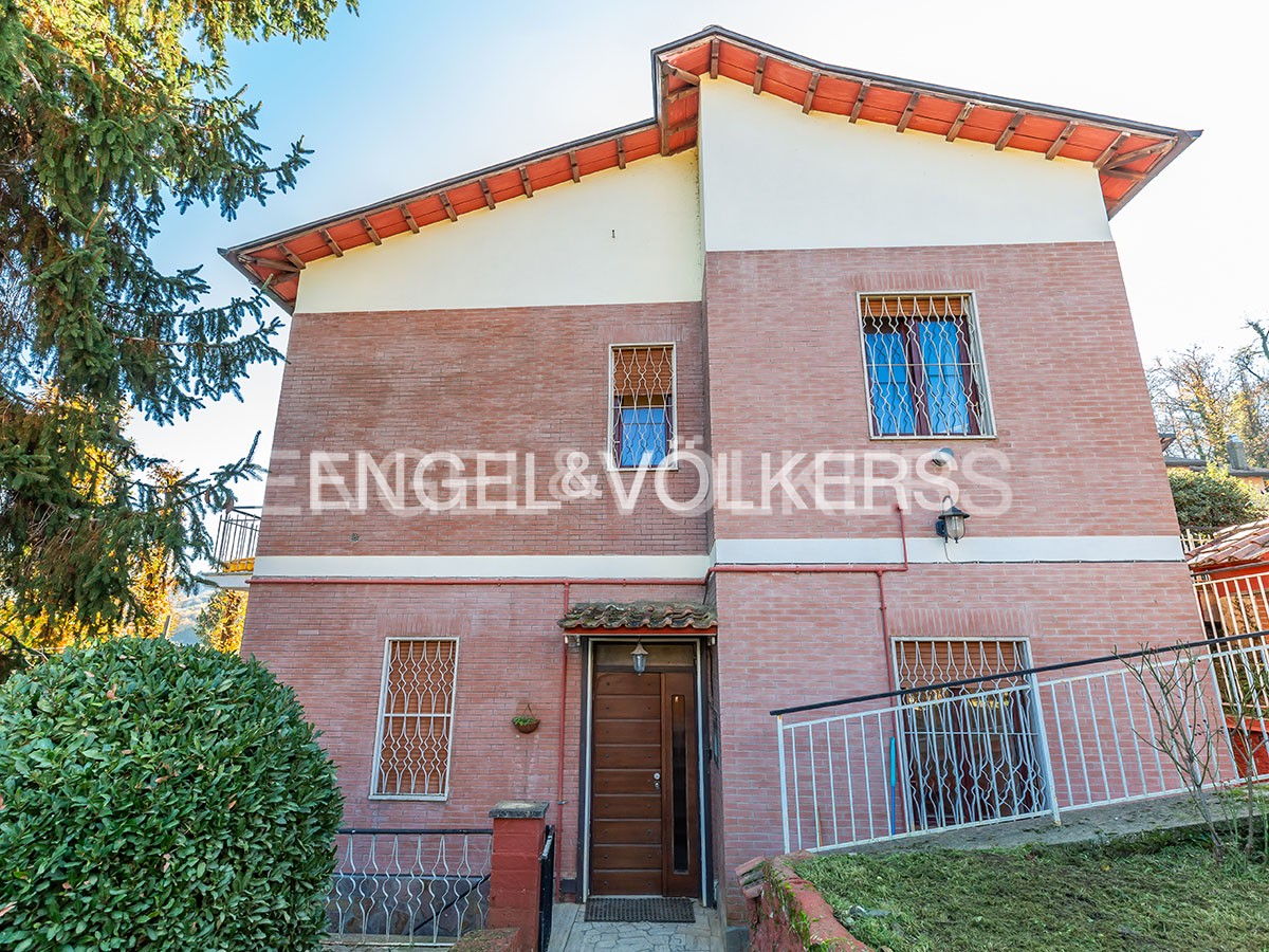 Villa T3 em Monte Porzio Catone, Italy N.º 68727