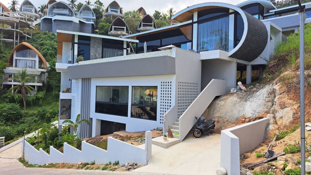 3 bedrooms Villa in Ko Samui, Thailand No. 61552