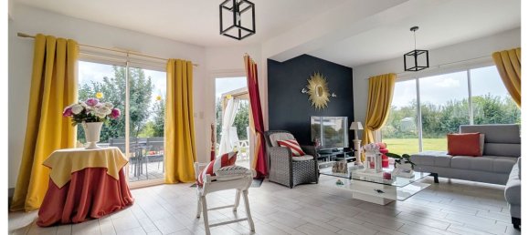 4 bedrooms House in Manche, France No. 359383 6